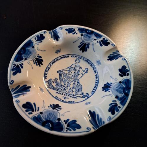 Delfts Blauw Asbakje Regina kweekschool zeevaart, Antiek en Kunst, Antiek | Keramiek en Aardewerk, Ophalen of Verzenden