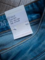 KUYICHI Suzie slimfit jeans W28 L32, Kleding | Dames, Spijkerbroeken en Jeans, Blauw, KUYICHI, Nieuw, Ophalen of Verzenden