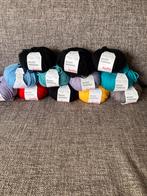Pakket van 12 Bollen Basic Merino van Katia, Verzenden, Zo goed als nieuw, Breien of Haken, Wol of Garen