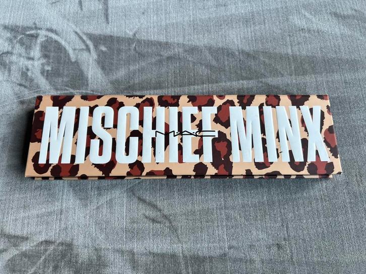 Prachtige MAC oogschaduw palette!, Sieraden, Tassen en Uiterlijk, Uiterlijk | Cosmetica en Make-up, Gebruikt, Make-up, Ogen, Overige kleuren