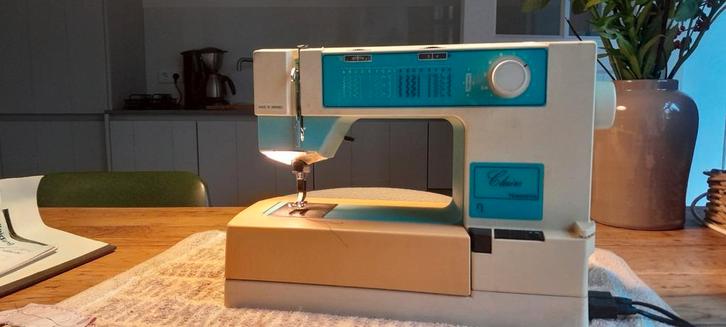husqvarna el naaimachine, Hobby en Vrije tijd, Naaimachines en Toebehoren, Gebruikt, Naaimachine, Husqvarna, Ophalen