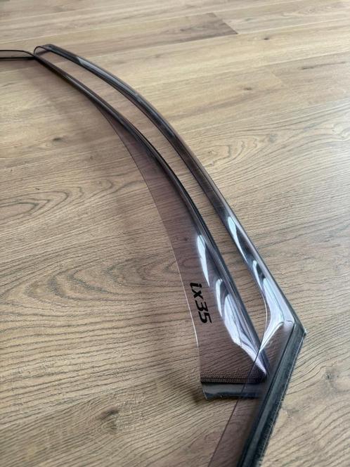 Hyundai ix35 Raam Windgeleiders / Wind Deflectors (), Auto diversen, Autosport-onderdelen, Zo goed als nieuw, Ophalen of Verzenden