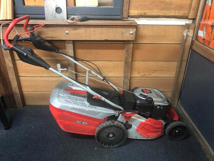 AL-KO Grasmaaier - Goed Onderhouden!, Tuin en Terras, Grasmaaiers, Gebruikt, Benzine-grasmaaier, 50 cm of meer, Cirkelmaaier, Opvangzak