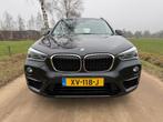 BMW X1 sDrive18i Executive Edition | NED AUTO | HUD | PANORA, Stof, Gebruikt, Met garantie (alle), Lichtsensor