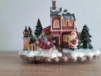 Kersthuis met kerstman, Ophalen of Verzenden, Gebruikt
