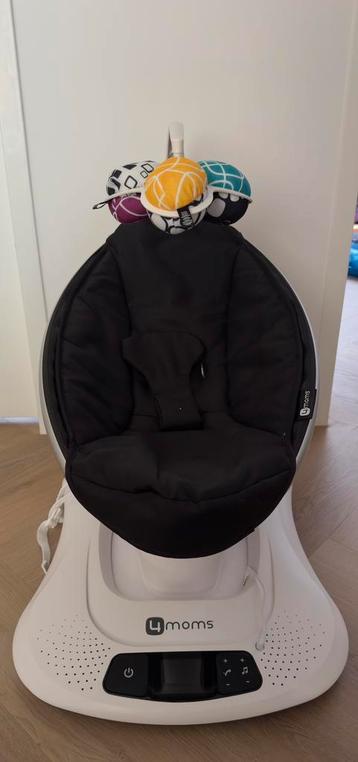 4 moms mamaRoo 4 beschikbaar voor biedingen