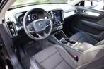 Volvo XC40 1.5 T3 Momentum | camera | cruise | navi | dealer, Gebruikt, Leder en Stof, Bedrijf, SUV of Terreinwagen