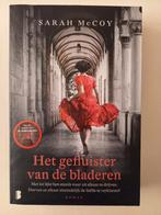 p16 Het gefluister van de bladeren - Sarah McCoy, Ophalen of Verzenden, Zo goed als nieuw