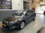 Opel Astra Sports Tourer 1.4 Cosmo AIRCO|LMV|PDC|TREKHAAK|NA, Voorwielaandrijving, Euro 5, Gebruikt, 4 cilinders