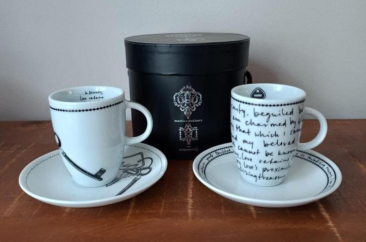 Twee espresso kopjes van Marlies Dekkers, Huis en Inrichting, Keuken | Servies, Nieuw, Kop(pen) en/of Schotel(s), Overige stijlen