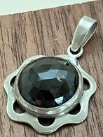 Zilveren hanger met grote granaat, Sieraden, Tassen en Uiterlijk, Kettinghangers, Ophalen of Verzenden, Zo goed als nieuw, Zilver