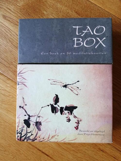 Tao Box, Boeken, Esoterie en Spiritualiteit, Zo goed als nieuw, Overige typen, Tarot of Kaarten leggen, Ophalen of Verzenden