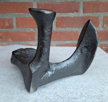 Antieke Schoenmakersleest - Ambachtelijk Gereedschap beschikbaar voor biedingen