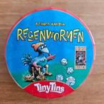 Tiny Tins Regenwormen, Ophalen