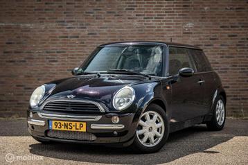Mini Mini 1.6 Cooper | Metallic lak | Panorama dak | Nap beschikbaar voor biedingen