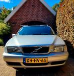 Volvo V70 2.5 1998 Grijs, Auto's, Voorwielaandrijving, 74 €/maand, 1434 kg, Stationwagon