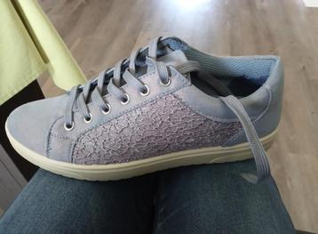 ladyflex maat 39 schoenen veter parelmoer sneakers dames mt beschikbaar voor biedingen
