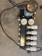Robot Vloerverwarming Verdeelunit 5-groeps, Ophalen, Gebruikt, Minder dan 30 cm, Hoog rendement (Hr)