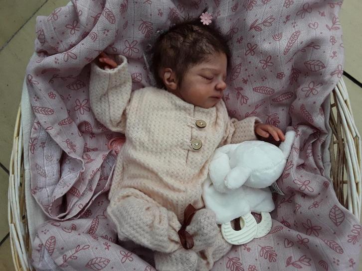 Reborn baby Angels Reborns, Verzamelen, Poppen, Zo goed als nieuw, Babypop, Levensecht of Reborn, Ophalen of Verzenden