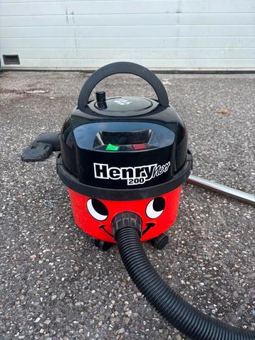 Henry 200 Next stofzuiger 620W beschikbaar voor biedingen