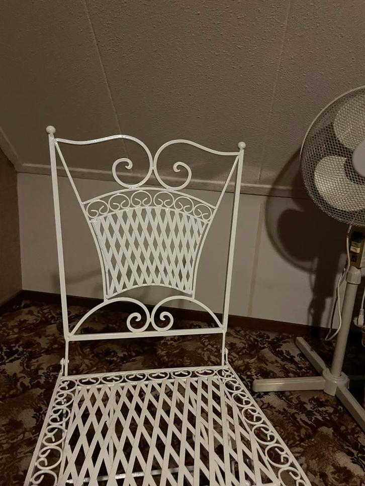Metalen Tuinstoel / Sierstoel, Antiek en Kunst, Antiek | Meubels | Stoelen en Banken, Ophalen