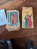Tarot kaartspel Medieval tarot, Hobby en Vrije tijd, Gezelschapsspellen | Kaartspellen, Ophalen of Verzenden, Zo goed als nieuw
