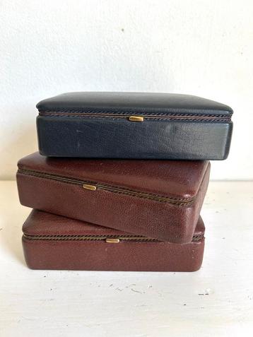 Drie vintage sigarenkistjes beschikbaar voor biedingen