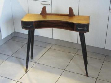 kaptafel houten vintage, gegolfde voorkant retro brocante beschikbaar voor biedingen