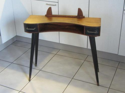 kaptafel houten vintage, gegolfde voorkant retro brocante, Huis en Inrichting, Tafels | Kaptafels, Gebruikt, Minder dan 100 cm