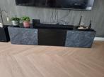 Modern TV-meubel met marmerlook, Huis en Inrichting, Ophalen, 150 tot 200 cm, Zo goed als nieuw, Minder dan 100 cm