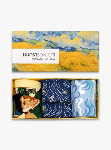 Kunstsokken sokken beschikbaar voor biedingen