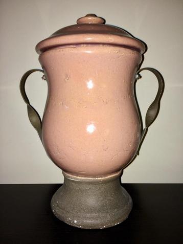 Rustieke TS Urn / Urne | Aardwerk | H30cm | Oudroze beschikbaar voor biedingen