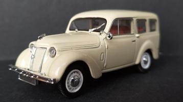 Renault Juvaquatre 1:43 Norev Pol  beschikbaar voor biedingen