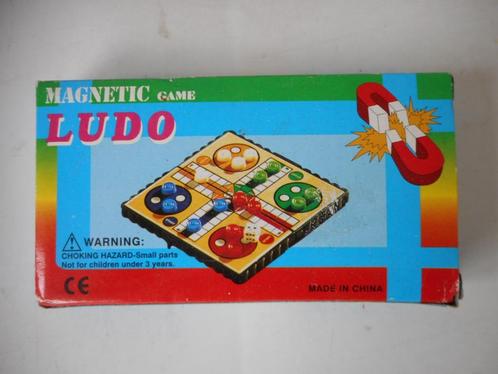 Ludo. Magnetic game. Kleine reisversie. Zo goed als nieuw., Hobby en Vrije tijd, Gezelschapsspellen | Overige, Zo goed als nieuw