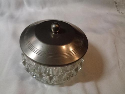 kristalen boter vloot met deksel 10 cm doorsnede 6.5 cm hg, Antiek en Kunst, Curiosa en Brocante, Ophalen of Verzenden