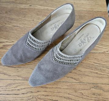 Pumps schoenen van Liza – maat 40 – taupe/ beige / bruin beschikbaar voor biedingen