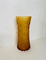 Ingrid Glas boomschors glazen vaas , amber kleur, Minder dan 50 cm, Glas, Gebruikt, Ophalen of Verzenden