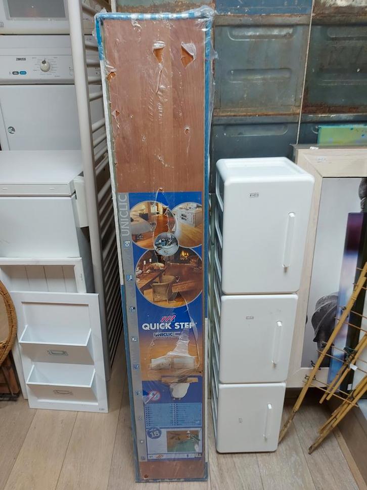 Nieuw Laminaat - Quick Step, Doe-het-zelf en Verbouw, Vloerdelen en Plavuizen, Nieuw, Laminaat, Kunststof, 150 cm of meer, 10 tot 30 cm