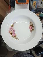 Borden Bavaria, Huis en Inrichting, Keuken | Servies, Ophalen of Verzenden, Zo goed als nieuw, Bord(en), Overige stijlen