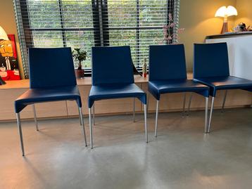 Montis Mila 4 eetkamerstoelen premium leder beschikbaar voor biedingen