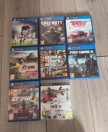 Verschillende ps4 spellen beschikbaar voor biedingen