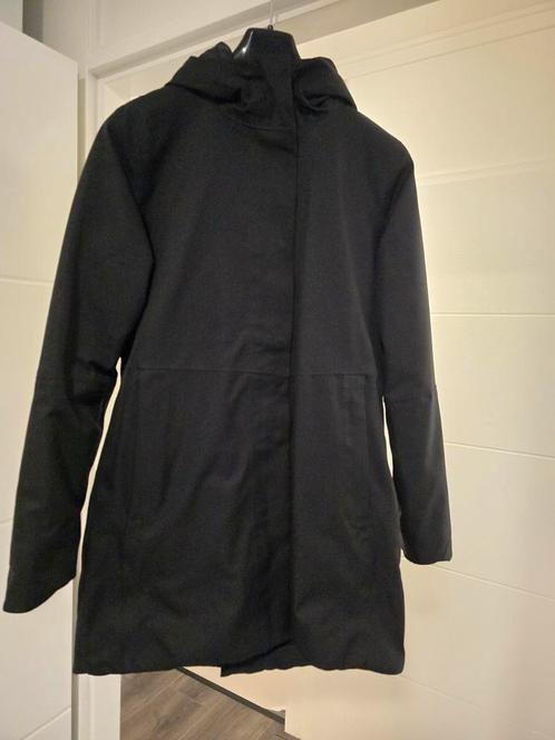 AGU clean winter urban outdoor damesjas maat L., Kleding | Dames, Jassen | Winter, Zo goed als nieuw, Maat 42/44 (L), Zwart, Ophalen of Verzenden
