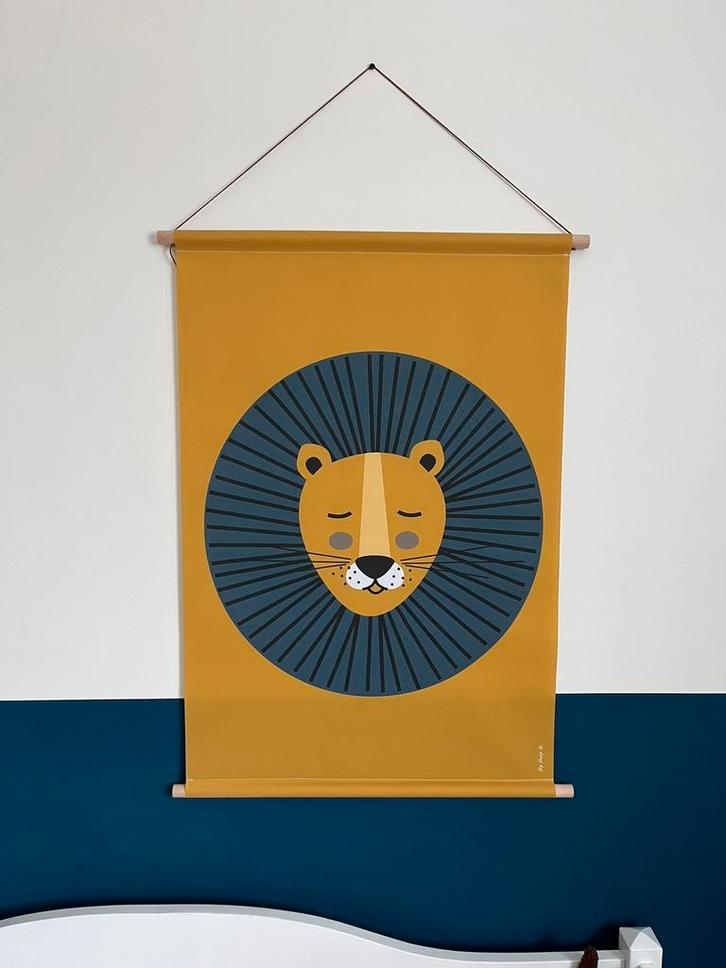 XL textielposter leeuw van Hip Huisje, Kinderen en Baby's, Kinderkamer | Inrichting en Decoratie, Zo goed als nieuw, Wanddecoratie