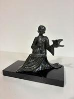 Art Deco beeldje van vrouw met vogels, Ophalen of Verzenden