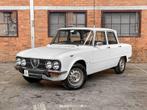Alfa Romeo Giulia Nuova Super 1600 1.6 (bj 1979), Auto's, Oldtimers, 4 stoelen, Wit, Bedrijf, Handgeschakeld