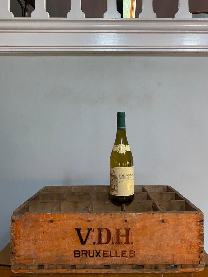 Prachtige Houten Kist voor Flessen, Huis en Inrichting, Woonaccessoires | Kisten, Ophalen