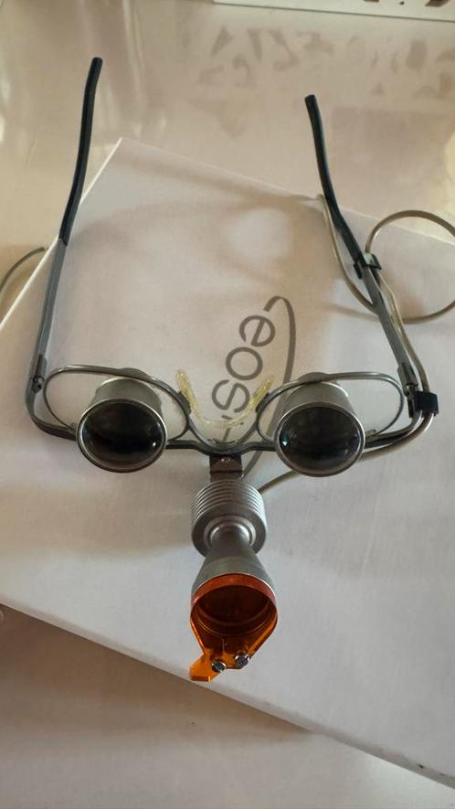 ExamVision Loepbril met led set + Univet EOS HP LED Set, Audio, Tv en Foto, Optische apparatuur | Microscopen, Gebruikt, Onderdelen of Toebehoren