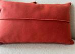 2 rode kussens (van Thuis met Moon), Huis en Inrichting, Ophalen of Verzenden, Zo goed als nieuw, Vierkant