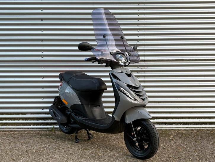 Piaggio Zip SP Brom 2023 4307 km 1 eig GARANTIE, Fietsen en Brommers, Brommers | Vespa, Zo goed als nieuw, Overige modellen, Maximaal 45 km/u
