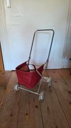 Retro poppenwagen, Kinderen en Baby's, Speelgoed | Poppen, Ophalen of Verzenden, Gebruikt, Babypop